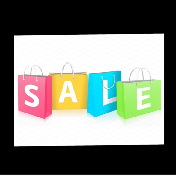 ๐ด3/$25 In Closet!! - Picture 1 of 1